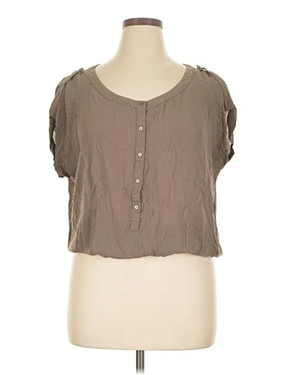 Pre-owned A.n.a. A New Approach Short Sleeve Blouse In Brown