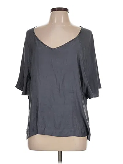 Pre-owned A.n.a. A New Approach Short Sleeve Blouse In Gray