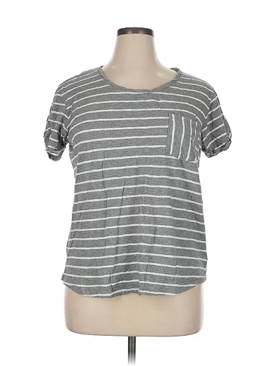 Pre-owned A.n.a. A New Approach Short Sleeve T-shirt In Gray