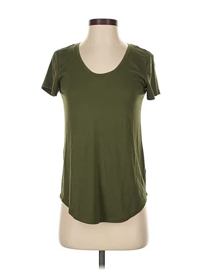 Pre-owned A.n.a. A New Approach Short Sleeve T-shirt In Green