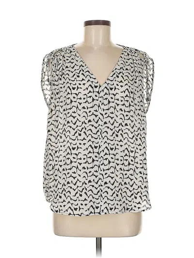 Pre-owned A.n.a. A New Approach Sleeveless Blouse In White