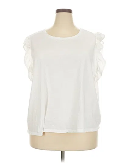 Pre-owned A.n.a. A New Approach Sleeveless T-shirt In Ivory