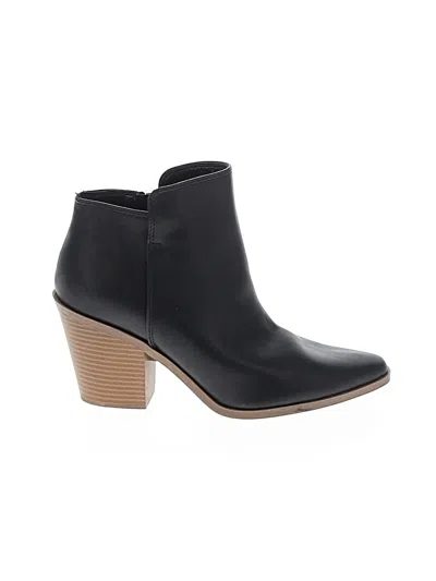 Pre-owned Ana Ankle Boots In Black
