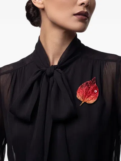 Anabela Chan 어텀 리프 브로치 In Black