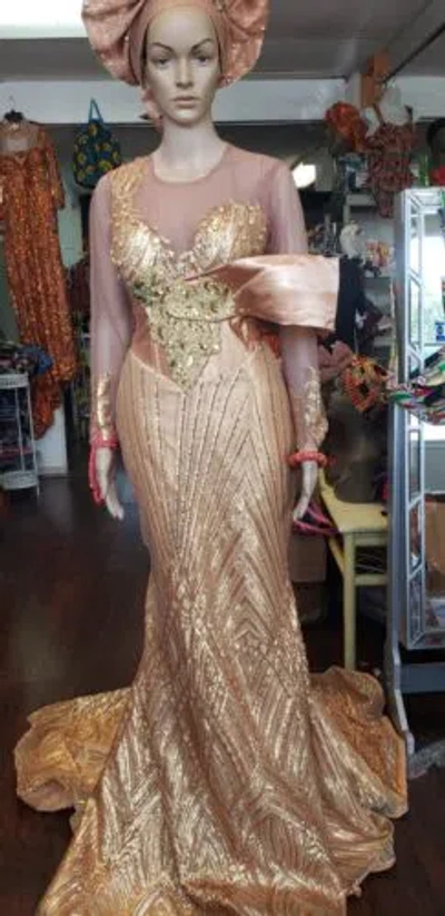 Pre-owned And Luxury Africa Gold Dres. For Wedding, Prom, Birthday Party  More