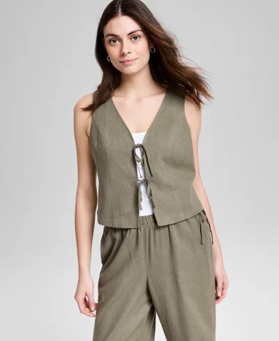 AND NOW THIS WOMEN'S STRIPED TIE-FRONT VEST, EXCLUSIVELY AT MACY'S