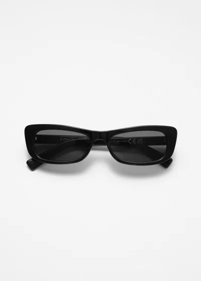 & Other Stories Elongated Cat-eye Sunglasses In Black