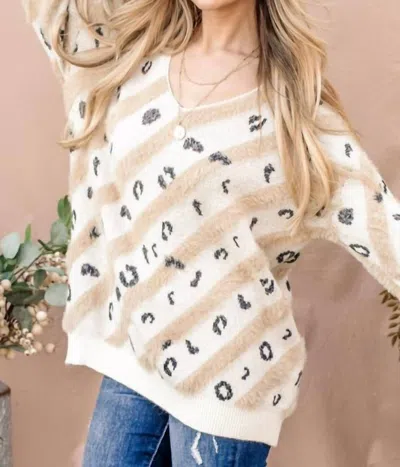 And The Why Leopard Print Faux Fur V Neckline Sweater In Cream In Beige