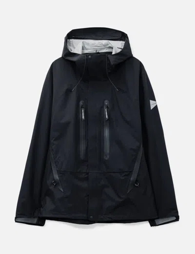 And Wander 2.5l Hiker Rain Jacket In Black