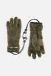 And Wander Detachable Carabiner Gloves In Green