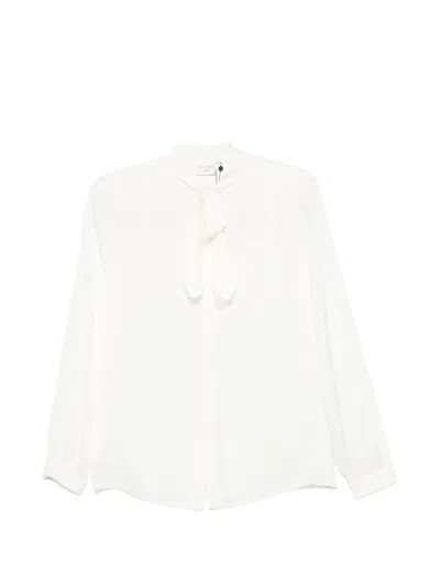 Andiata Pussy-bow Blouse In White