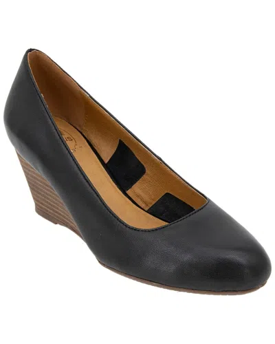 Andre Assous Khloe Leather Wedge
