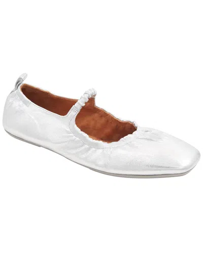 Andre Assous Lenon Leather Flat
