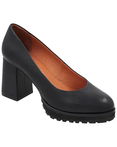 Andre Assous Lucky Leather Pump