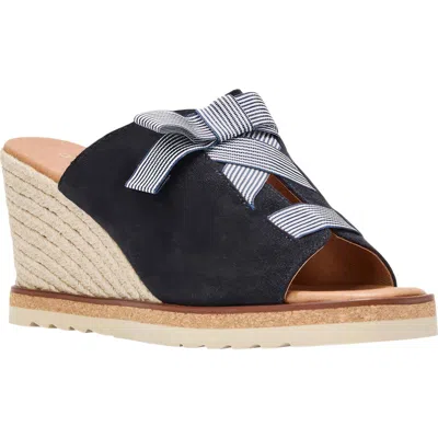 Andre Assous André Assous Mason Wedge Sandal In Multi