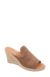 Andre Assous André Assous Nissa Espadrille Wedge Slide Sandal In Cuero