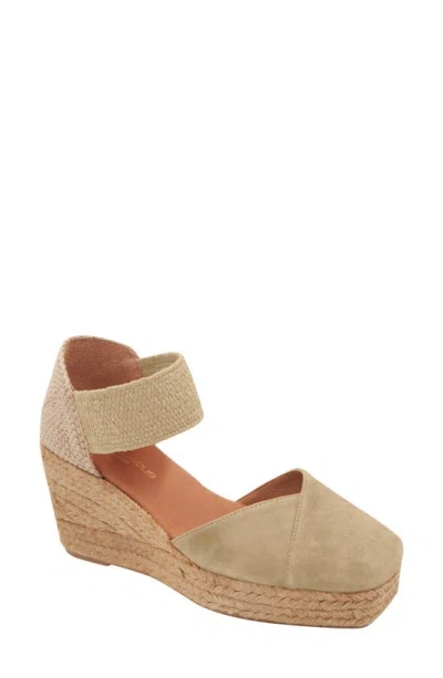 Andre Assous Pedra Espadrille Wedge In Dark Natural