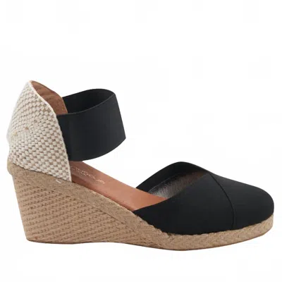 Andre Assous Women's Anouka Sandals In Black