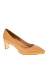 Andre Assous André Assous Wynne Pump In Pecan