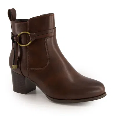 Andrea Fashion Booties In Brown
