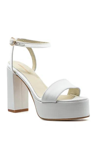 Andrea Gomez Moda Operandi In White