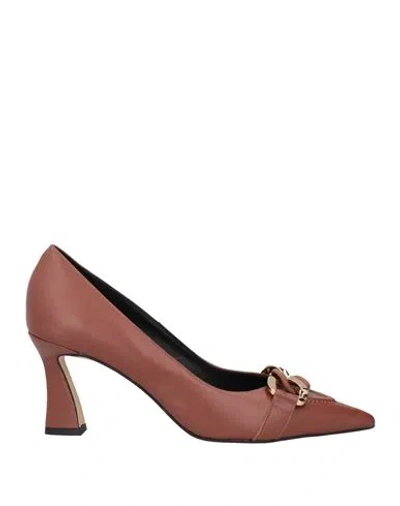 Andrea Pinto Woman Pumps Tan Size 11 Leather In Brown
