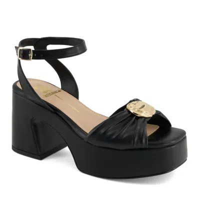 Andrea Women's Chunky Block Heel Sandal In Black