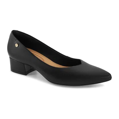 ANDREA WOMEN'S LOW HEEL PUMPS IN BLACK