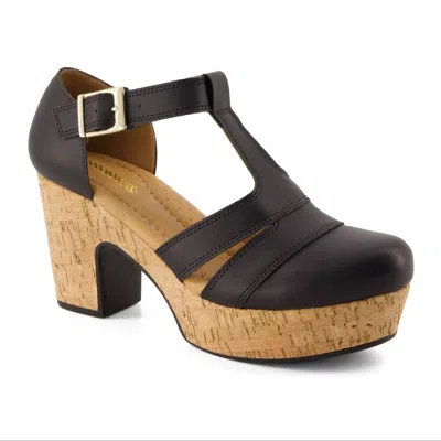 Andrea Women's T-strap Block Heel Sandal In Black