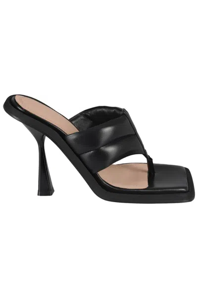 Andreädamo Andreâdamo Square Toe Padded Thong Mules In Black Leather