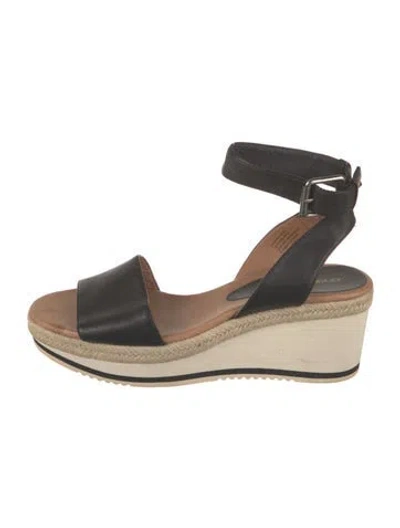 Pre-owned Andreädamo Leather Sandals