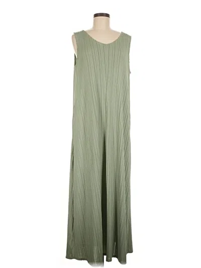 Pre-owned Andree By Unit Casual Dress In Green