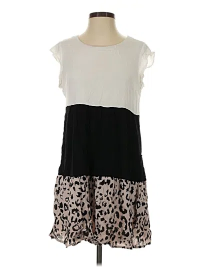 Pre-owned Andree By Unit Casual Dress In Ivory