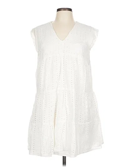 Pre-owned Andree By Unit Casual Dress In White