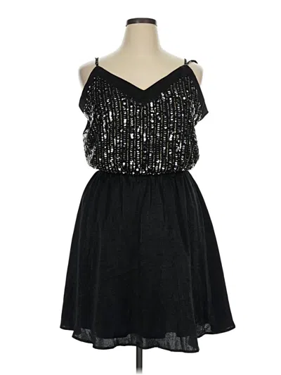 Pre-owned Andree By Unit Cocktail Dress In Black
