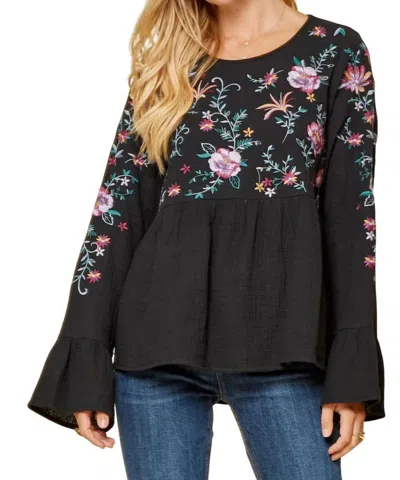 Andree By Unit Embroidered Babydoll Top In Black