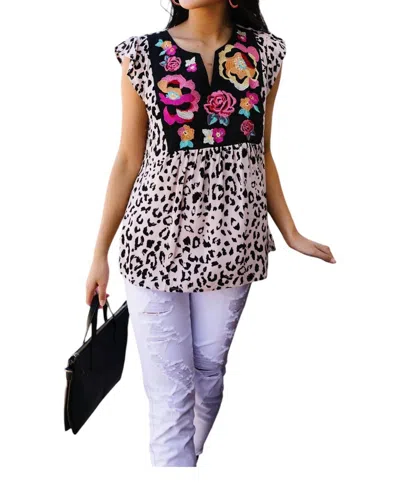 Andree By Unit Flower Garden Top Shirt In Pink