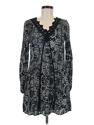 Pre-owned Andree By Unit Kimono In Black