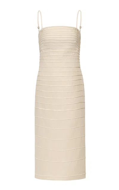 Andres Otalora Moda Operandi In White