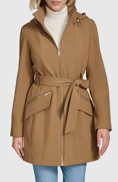 Andrew Marc Quinn Water Resistant Belted Trench Coat In Camel