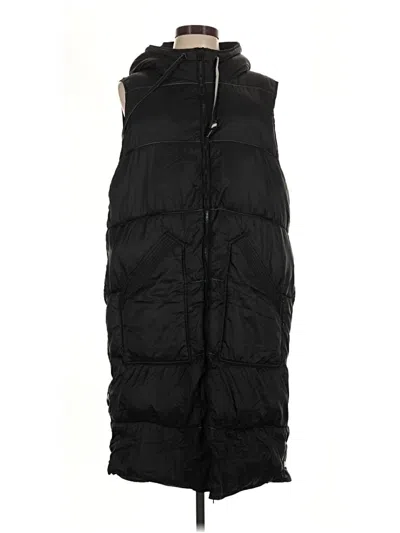 Pre-owned Andrew Marc Vest In Black