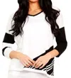 Angel Abstract V-neck Pullover In White/black In White