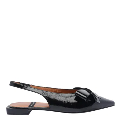 Angel Alarcon Flat Shoes In Black