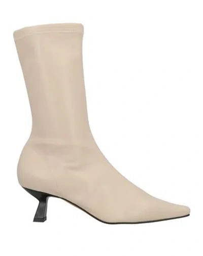 Angel Alarcon Ángel Alarcón Woman Ankle Boots Beige Size 8 Leather In Sand