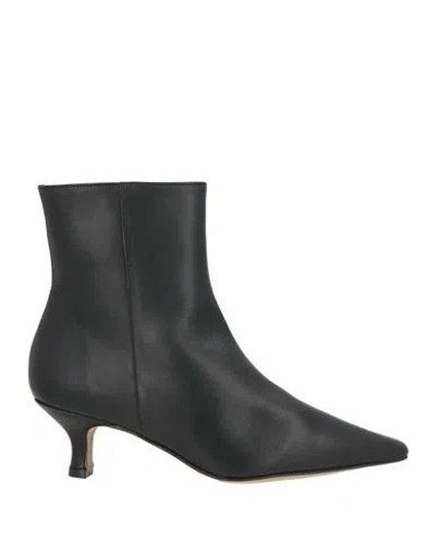 Angel Alarcon Ángel Alarcón Woman Ankle Boots Black Size 9 Leather