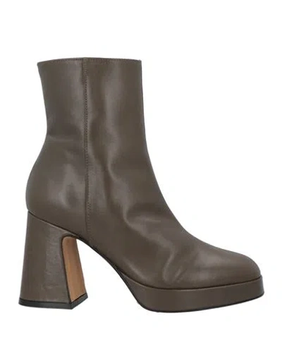 Angel Alarcon Ángel Alarcón Woman Ankle Boots Military Green Size 7 Leather