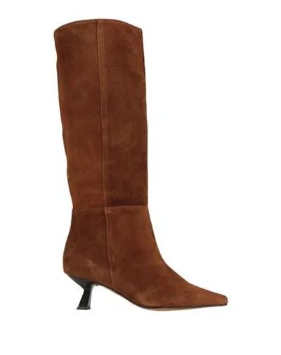 Angel Alarcon Ángel Alarcón Woman Boot Camel Size 7 Leather In Sand