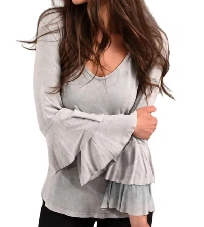 Angel Stone Wash Bell Sleeve Top In Slate In White