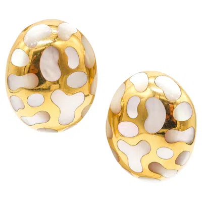 Pre-owned Angela Cummings Allure Clips Earrings In 18kt Gold With White Nacre Inlaid