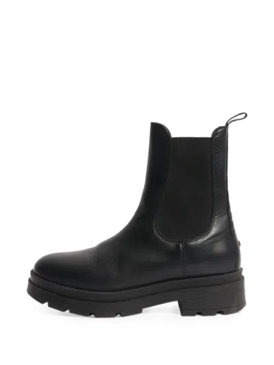 Pre-owned Anine Bing Leather Chelsea Boots In Black